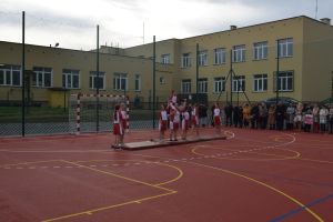 Uroczyste otwarcie boiska wielofunkcyjnego i stacji uzdatniania wody