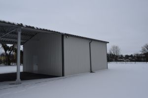 Część głównego budynku Punktu Selektywnej Zbiórki Odpadów Komunalnych