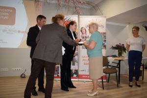 Uroczytość w związku z przystąpieniem gminy Dobrzyń nad Wisłą do Karty Seniora