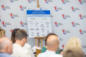 Podpisanie umów w ramach Klucz do uczenia 3.0