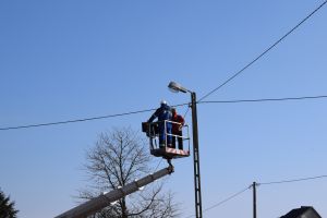 Montaż lamp oświetleniowych