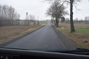 Kilka fragmentów zmodrenizowanych dróg na terenie gminy Dobrzyn nad Wisłą