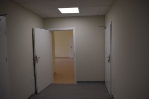Nowo wybudowany budynek przedszkola