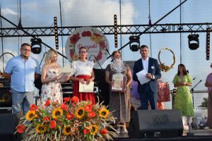 Dożynki gminno-parafialne w Dobrzyniu nad Wisłą