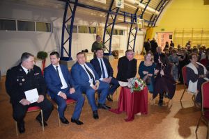 Koncert Świąteczno- Noworoczny w Dobrzyniu nad Wisłą, połączony z wręczeniem nagrody za zasługi na rzecz lokalnej...