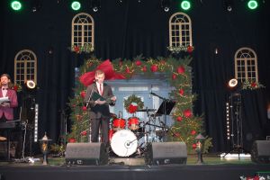 Koncert Świąteczno- Noworoczny w Dobrzyniu nad Wisłą, połączony z wręczeniem nagrody za zasługi na rzecz lokalnej...