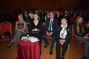 Koncert Świąteczno- Noworoczny w Dobrzyniu nad Wisłą, połączony z wręczeniem nagrody za zasługi na rzecz lokalnej...