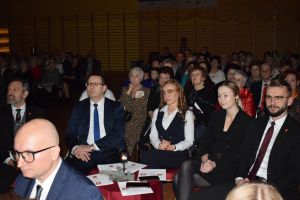 Koncert Świąteczno- Noworoczny w Dobrzyniu nad Wisłą, połączony z wręczeniem nagrody za zasługi na rzecz lokalnej...