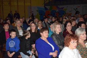 Koncert Świąteczno- Noworoczny w Dobrzyniu nad Wisłą, połączony z wręczeniem nagrody za zasługi na rzecz lokalnej...