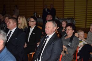 Koncert Świąteczno- Noworoczny w Dobrzyniu nad Wisłą, połączony z wręczeniem nagrody za zasługi na rzecz lokalnej...