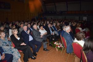 Koncert Świąteczno- Noworoczny w Dobrzyniu nad Wisłą, połączony z wręczeniem nagrody za zasługi na rzecz lokalnej...