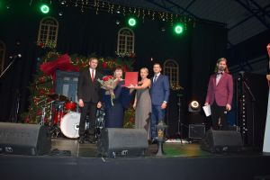 Koncert Świąteczno- Noworoczny w Dobrzyniu nad Wisłą, połączony z wręczeniem nagrody za zasługi na rzecz lokalnej...