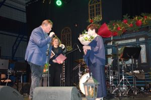 Koncert Świąteczno- Noworoczny w Dobrzyniu nad Wisłą, połączony z wręczeniem nagrody za zasługi na rzecz lokalnej...