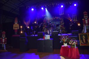 Koncert Świąteczno- Noworoczny w Dobrzyniu nad Wisłą, połączony z wręczeniem nagrody za zasługi na rzecz lokalnej...