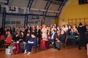 Koncert Świąteczno- Noworoczny w Dobrzyniu nad Wisłą, połączony z wręczeniem nagrody za zasługi na rzecz lokalnej...