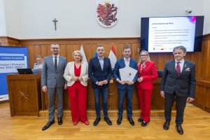 Wręczenie umowy na dofinansowanie inwestycji