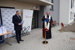 Uroczyste przekazanie wielomieszkaniowego budynku do użytku