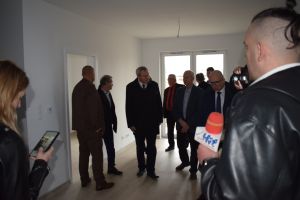 Uroczyste przekazanie wielomieszkaniowego budynku do użytku