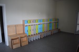 Pomieszczenia żłobka, zagospodarowanie przestrzeni wokół budynku żłobka