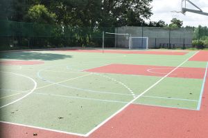 Płyta wyremontowanego boiska w Krojczynie