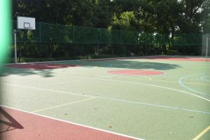 Płyta wyremontowanego boiska w Krojczynie