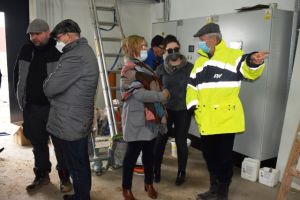 Pracownicy i wykonawcy podczas kontoli nowo nowstalego obiektu SUW DSC_0708