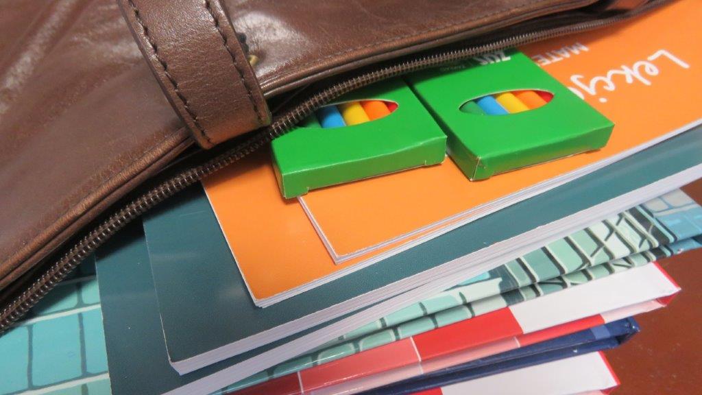Informacja ZUS: Kończy sie czas na złożenie wniosku o dopłatę 300 zł do wyprawki szkolnej